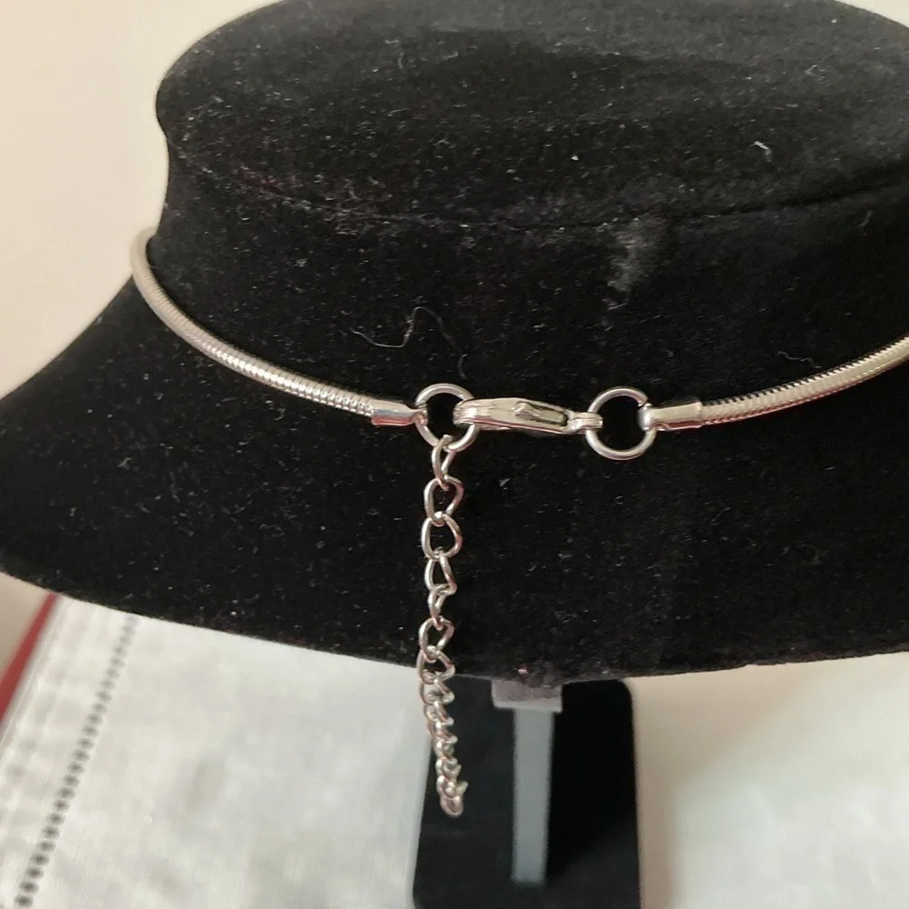 Turquois Color Silver Tone Necklace elegant silver